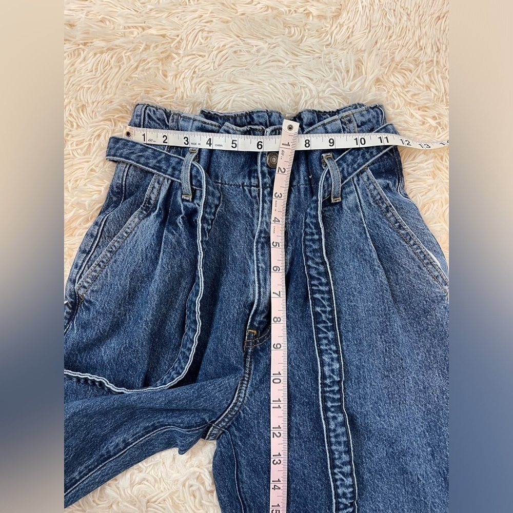 Abercrombie & Fitch Jeans Paper Bag High Rise A&F Mom 25 0S Raw Hem Blue belted - Picture 4 of 9
